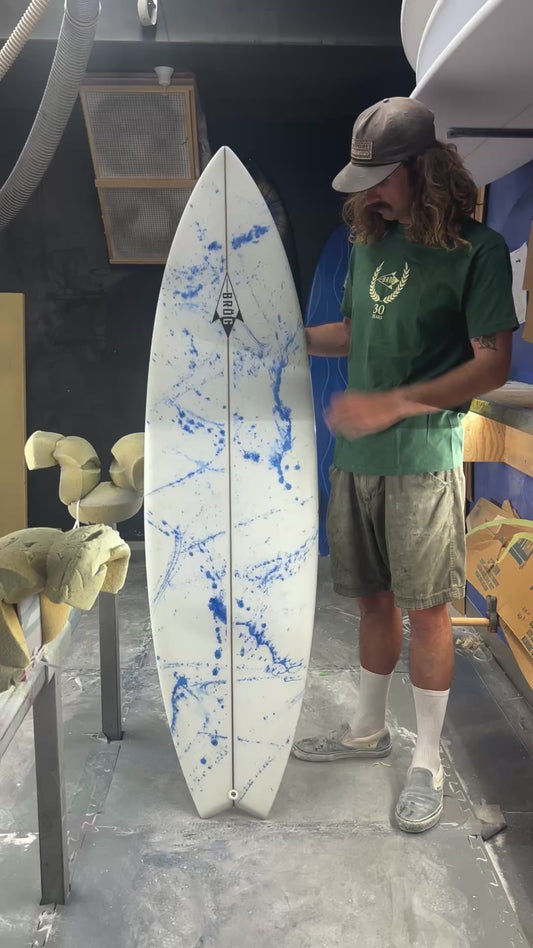 Buck Knife 5'10"